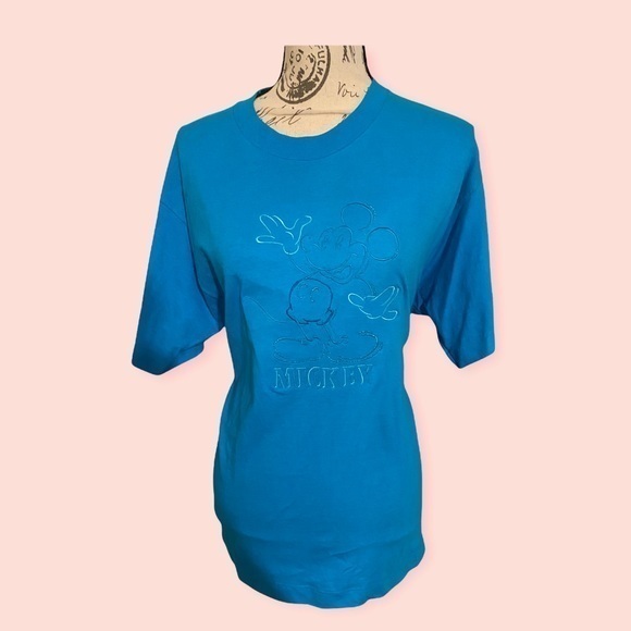 Disney Tops - Disney’s Mickey Mouse embroidered tee shirt